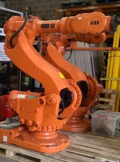 ABB IRB 6650 200KG WITH IRC5 CONTROLLER